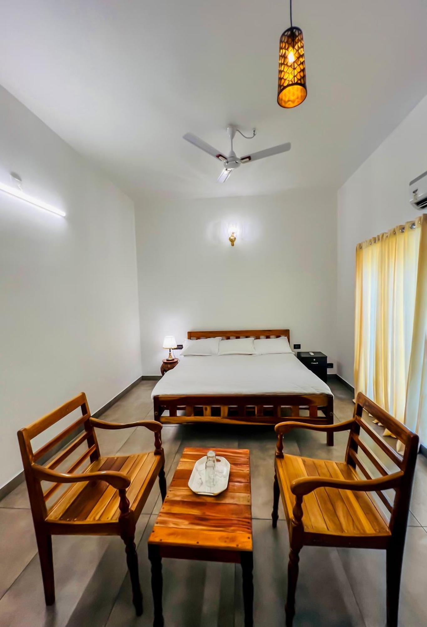 Kochi Elzas Fort Inn חדר תמונה