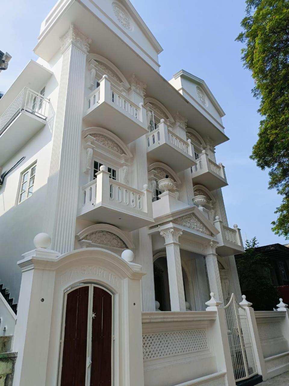 Kochi Elzas Fort Inn חדר תמונה